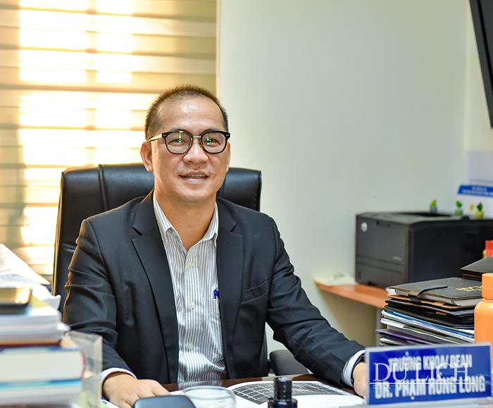 PGS.TS Phạm Hồng Long, Trưởng khoa Du lịch học, Đại học KHXH&NV (ĐHQGHN)